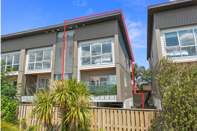 Photo of property in 4/4 Jutland Road, Hauraki, Auckland, 0622