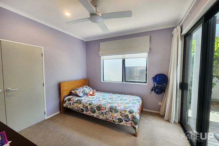 Photo of property in 17 Oioi Road, Hobsonville, Auckland, 0616