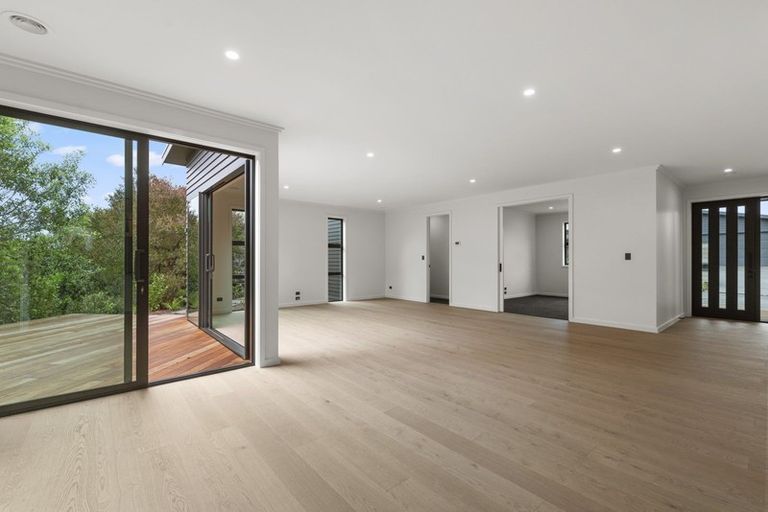 Photo of property in 54 Hamon Place, Pukehangi, Rotorua, 3015