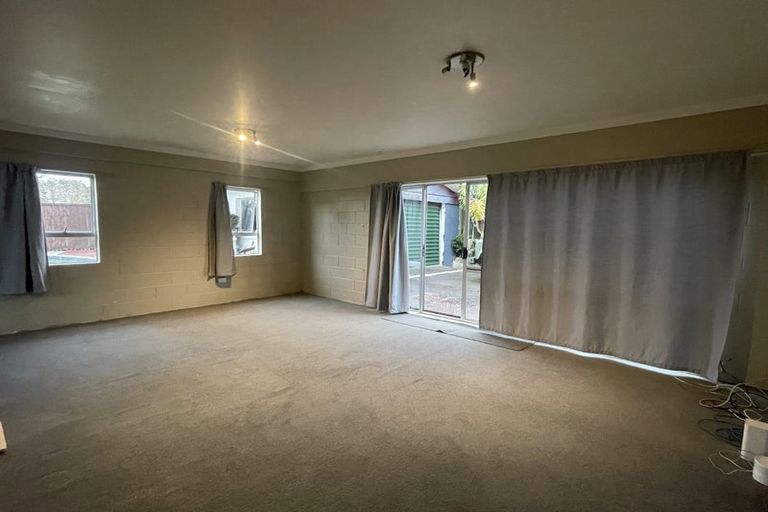 Photo of property in 39 Anich Road, Massey, Auckland, 0614