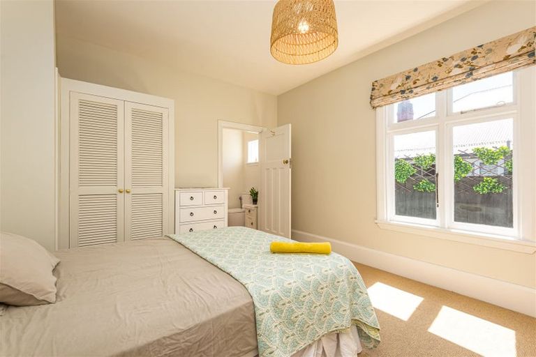 Photo of property in 2/128 Weston Road, St Albans, Christchurch, 8052