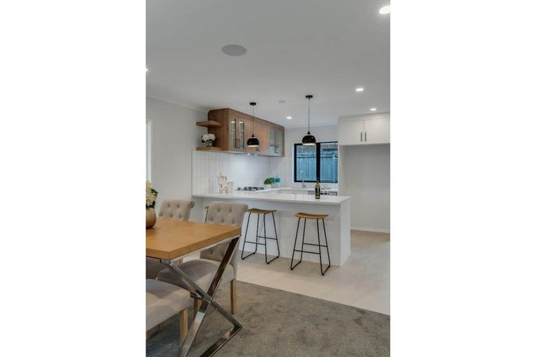 Photo of property in 6d Becker Drive, Weymouth, Auckland, 2103