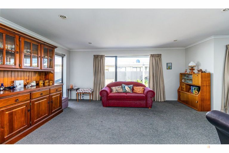 Photo of property in 10 South Terrace Road, Geraldine, 7930