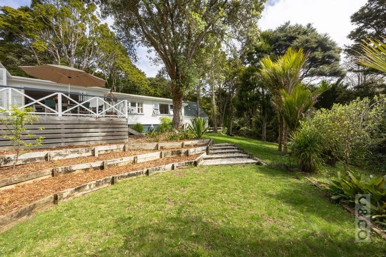 Photo of property in 244 School Road, Waimauku, 0881