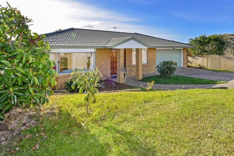 Photo of property in 12 Sophora Way, Albany, Auckland, 0632