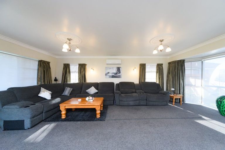 Photo of property in 44 Pencarrow Street, Highbury, Palmerston North, 4412