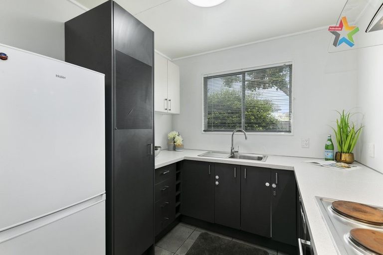 Photo of property in 71c Randwick Crescent, Moera, Lower Hutt, 5010