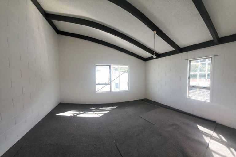 Photo of property in 129 Constable Street, Newtown, Wellington, 6021