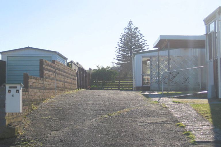 Photo of property in 6 Robert Mckeen Street, Otaki Beach, Otaki, 5512