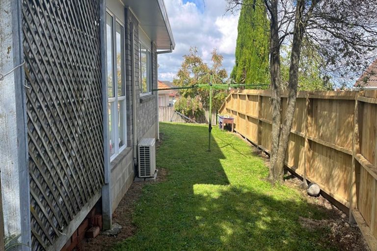 Photo of property in 1/736 Chapel Road, Dannemora, Auckland, 2016
