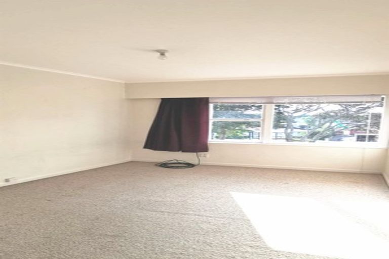 Photo of property in 57 College Road, Northcote, Auckland, 0627