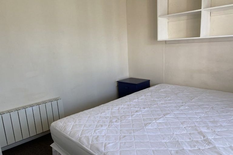 Photo of property in 6 Croft Grove, Moera, Lower Hutt, 5010