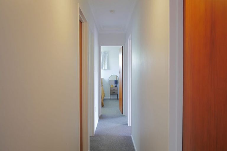 Photo of property in 3 Apollo Parade, Milson, Palmerston North, 4414