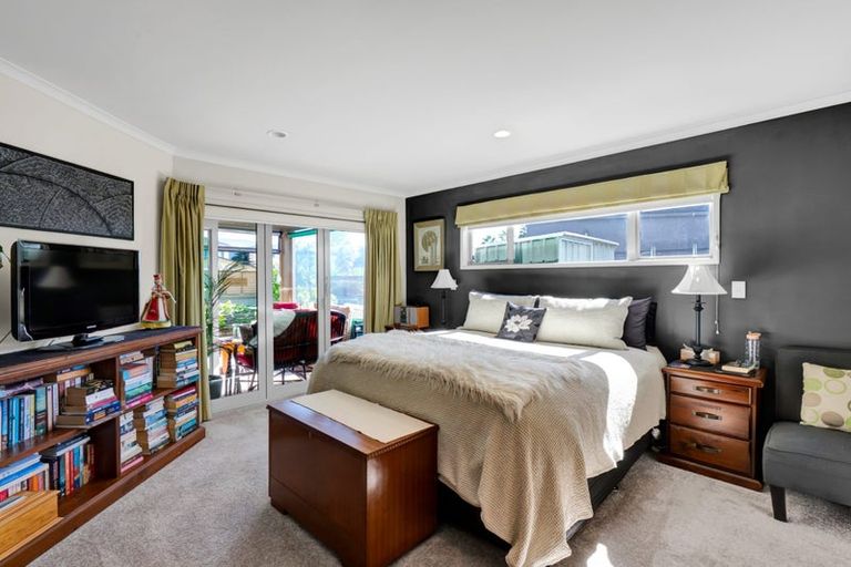 Photo of property in 2 Parkvue Drive, Bell Block, New Plymouth, 4312