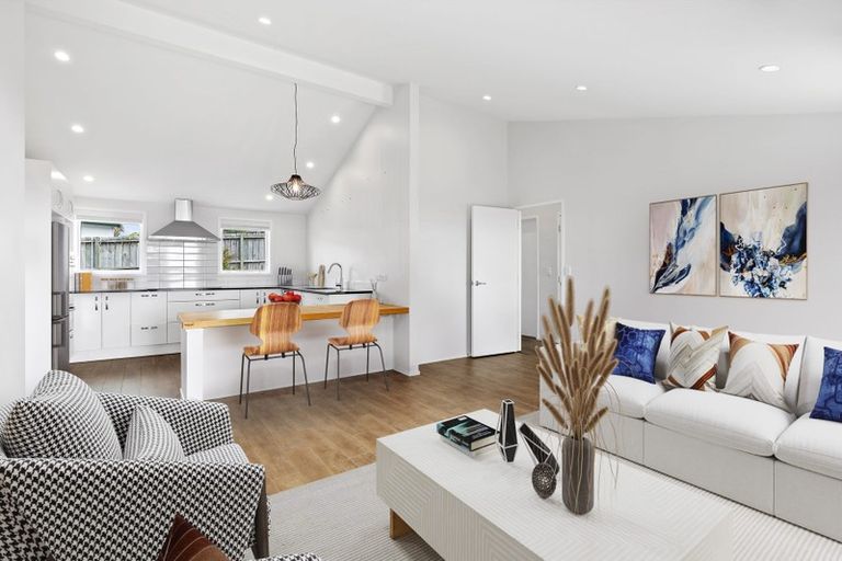 Photo of property in 1/168 Glamorgan Drive, Torbay, Auckland, 0630