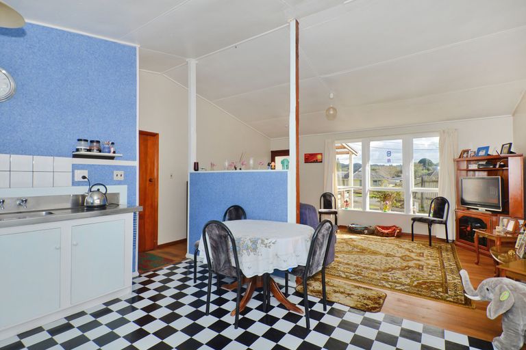 Photo of property in 9 Brake Avenue, Otangarei, Whangarei, 0112