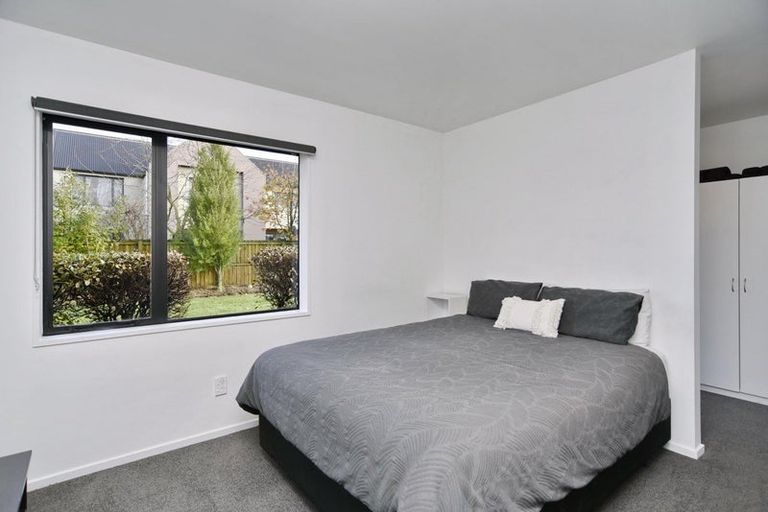 Photo of property in 3 Parkinson Place, Woodend, 7610