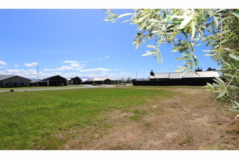 Photo of property in 17 Catalina Crescent, Burleigh, Blenheim, 7201