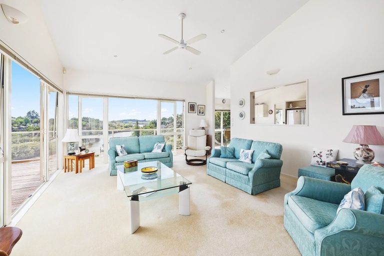 Photo of property in 54 Riverview Road, Kerikeri, 0230