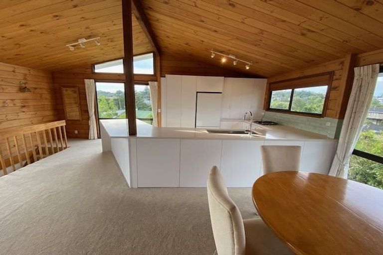 Photo of property in 35 Redwing Street, Browns Bay, Auckland, 0630