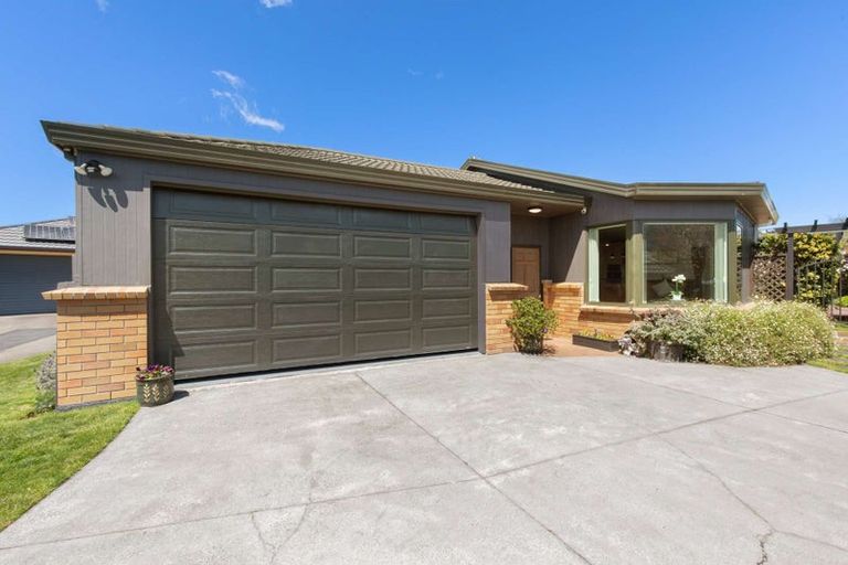 Photo of property in 16b Bullmore Place, Pukehangi, Rotorua, 3015