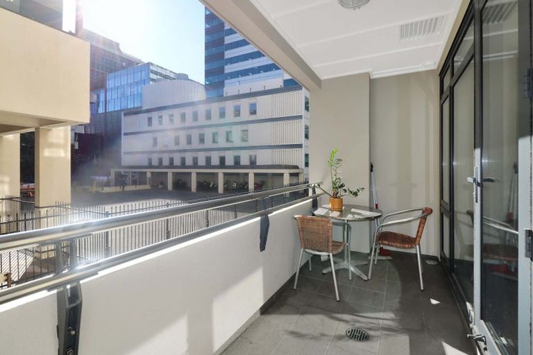 Photo of property in Kate Sheppard Apartments, 3d/42 Molesworth Street, Thorndon, Wellington, 6011