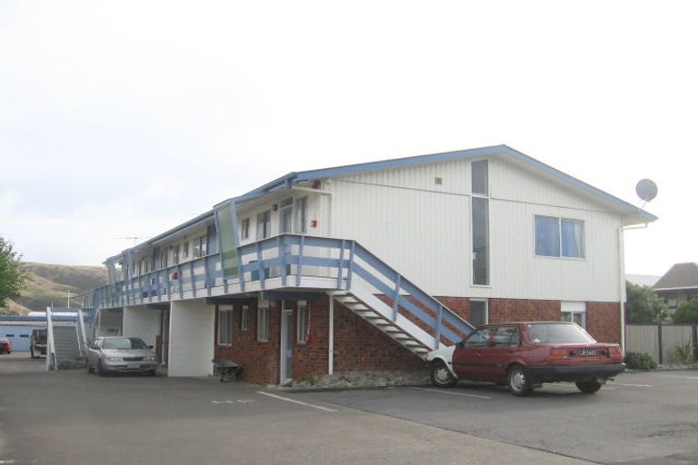 Photo of property in 6/35 Mana Esplanade, Paremata, Porirua, 5026