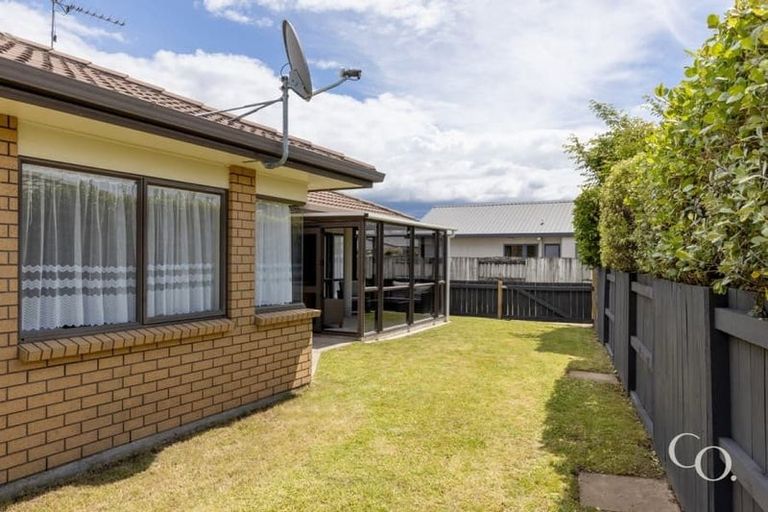 Photo of property in 37 Solomon Street, Brookfield, Tauranga, 3110