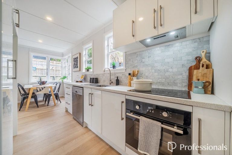 Photo of property in 7 Swainson Street, Naenae, Lower Hutt, 5011