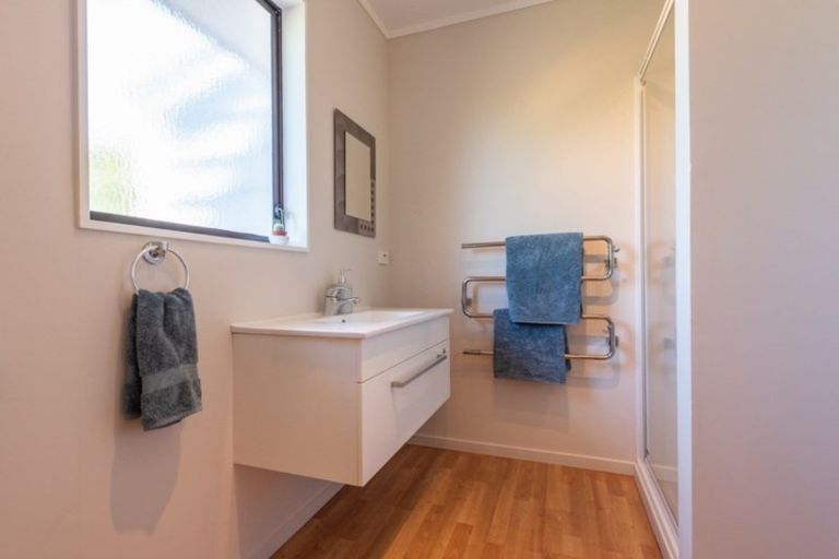 Photo of property in 91 Field Way, Waikanae Beach, Waikanae, 5036