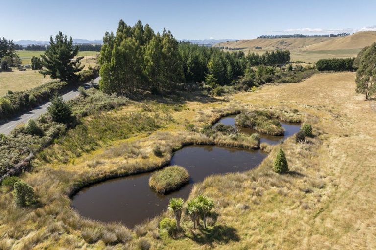 Photo of property in 900 Hillside-manapouri Road, Manapouri, 9679