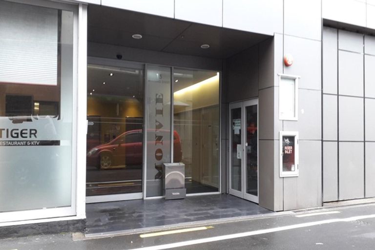 Photo of property in Monvie Apartments, 409/15 Holland Street, Te Aro, Wellington, 6011