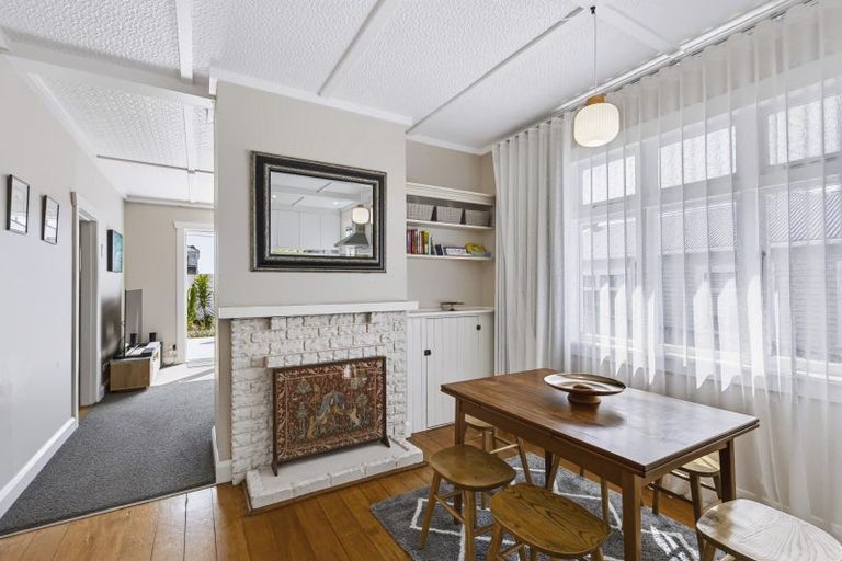 Photo of property in 22 Ngaio Street, Strandon, New Plymouth, 4312