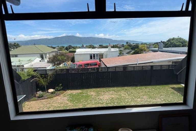 Photo of property in 87 Golf Road, Paraparaumu Beach, Paraparaumu, 5032