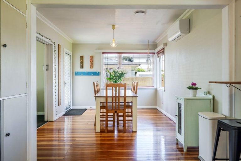 Photo of property in 52 College Street, Awapuni, Palmerston North, 4412