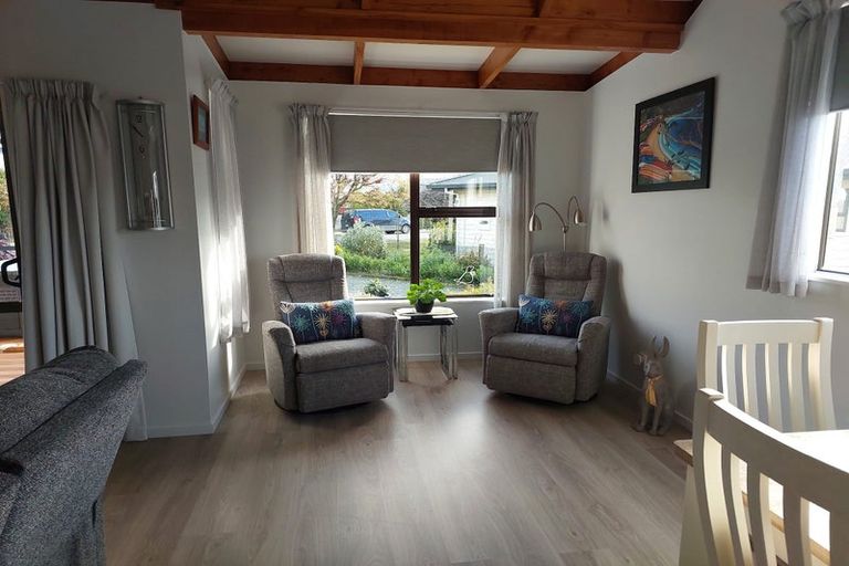 Photo of property in 5 Hillview Place, Pleasant Point, 7903