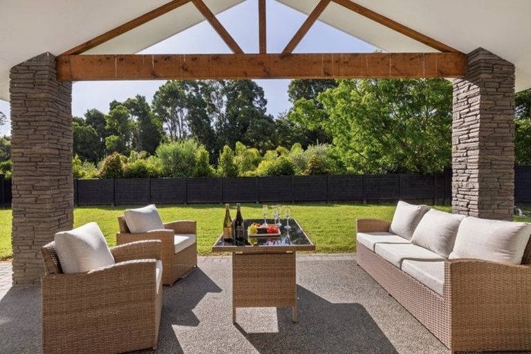 Photo of property in 40 Stonebridge Way, Pyes Pa, Tauranga, 3112