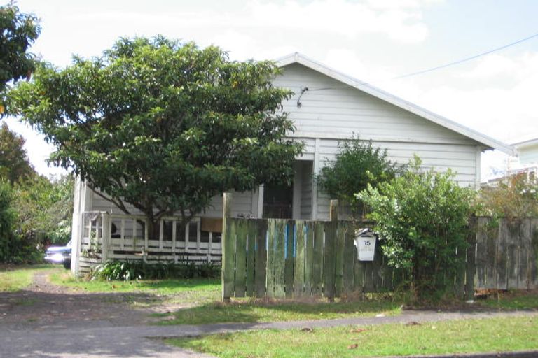Photo of property in 15 Croydon Road, New Lynn, Auckland, 0600