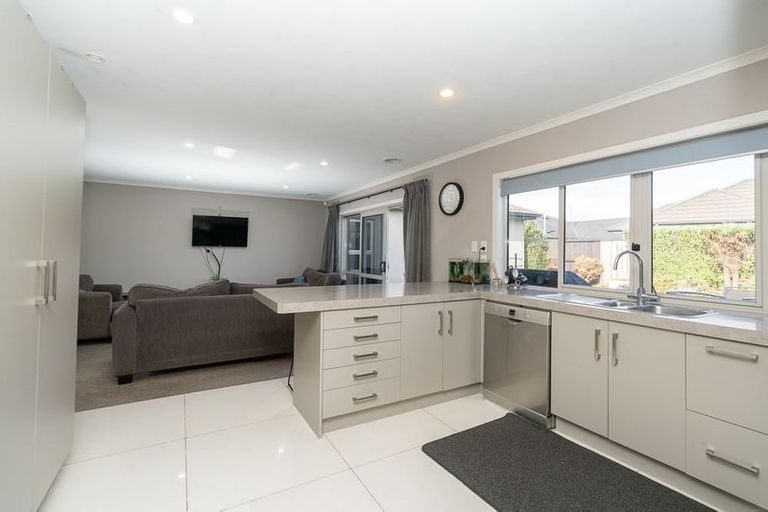 Photo of property in 36 Darjon Drive, Huntington, Hamilton, 3210