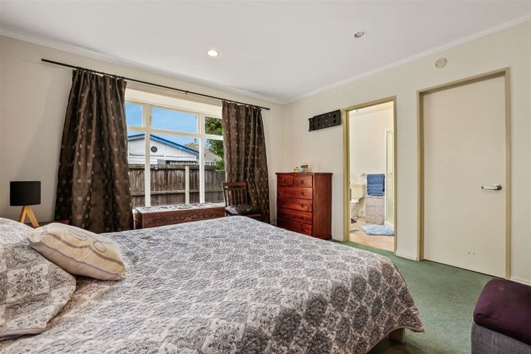 Photo of property in 34 Glenfield Crescent, Mairehau, Christchurch, 8052