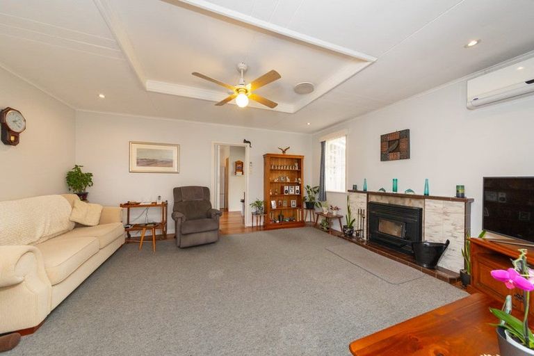 Photo of property in 1380 Napier Road, Ashhurst, 4810