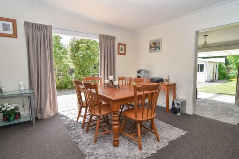 Photo of property in 15 Howard Street, Carterton, 5713