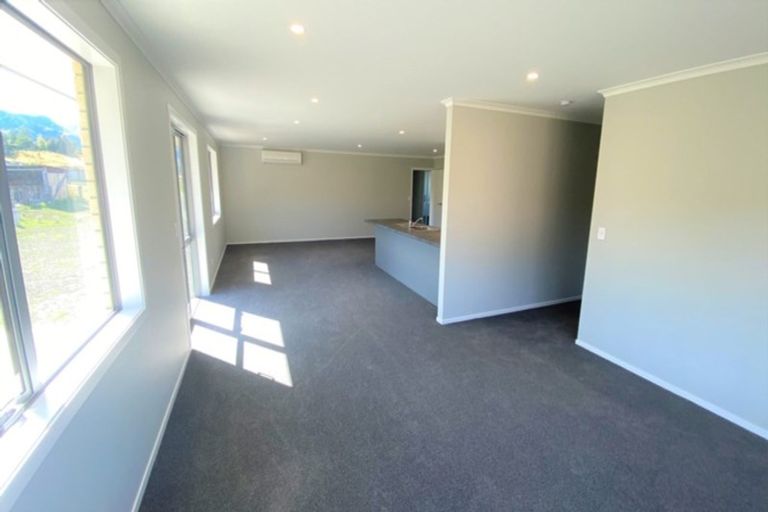 Photo of property in 31 Timsfield Drive, Lake Hawea, Wanaka, 9382