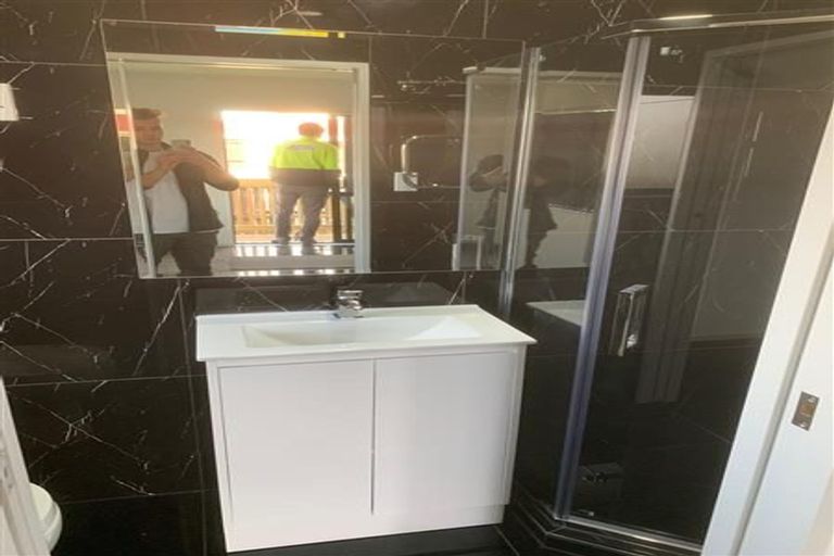 Photo of property in 1 Seddon Avenue, Papatoetoe, Auckland, 2104