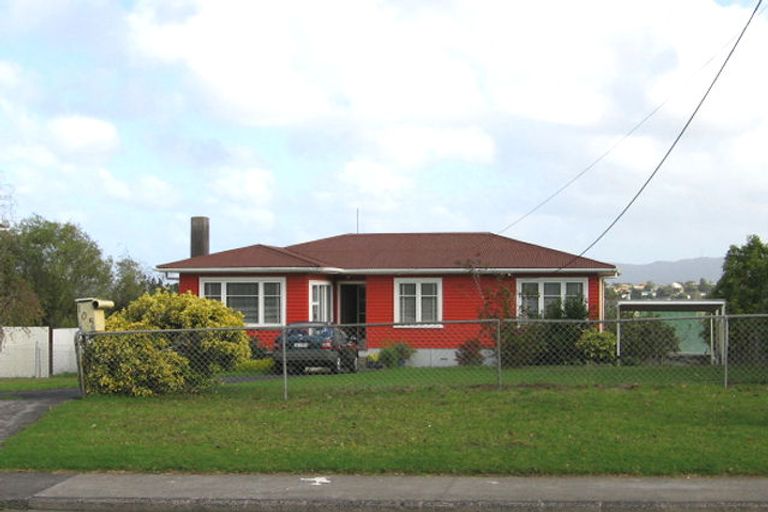Photo of property in 105 Royal Road, Massey, Auckland, 0614