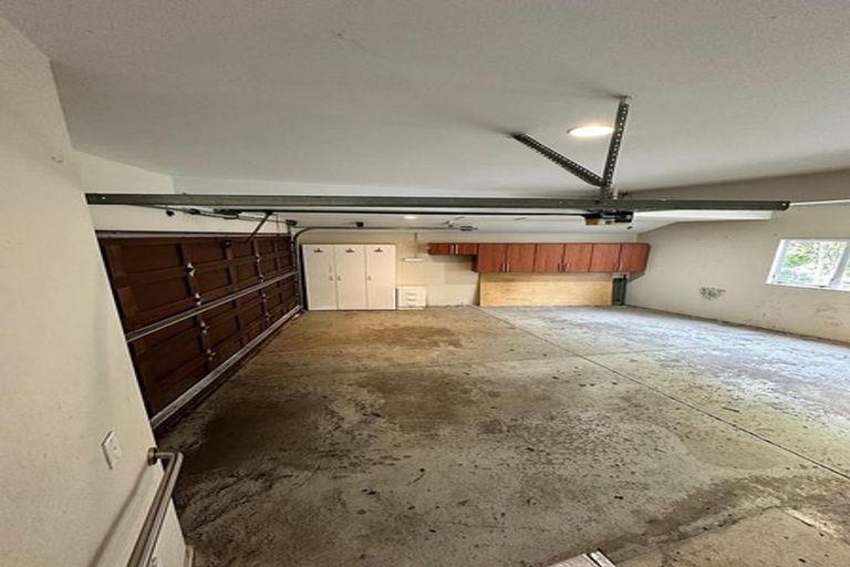 Photo of property in 2/13 Markham Place, Bucklands Beach, Auckland, 2012