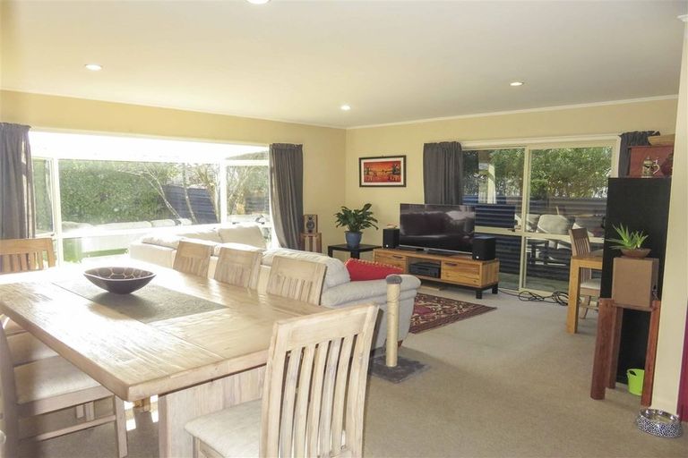 Photo of property in 35-37 Moa Street, Waikiwi, Invercargill, 9810