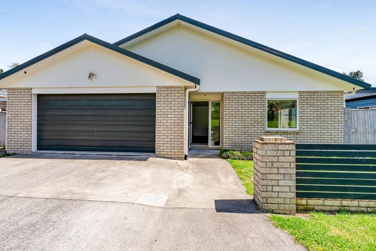 Photo of property in 24 Moulton Street, Moturoa, New Plymouth, 4310