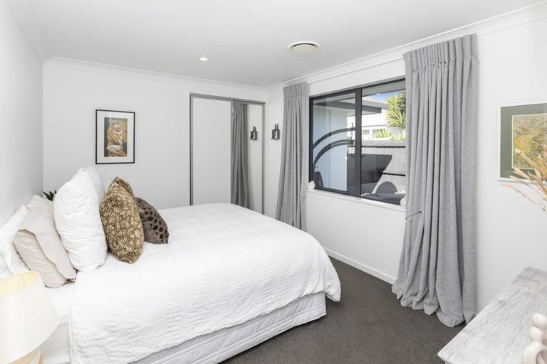 Photo of property in 16 Fishermans Rest, Waimairi Beach, Christchurch, 8083
