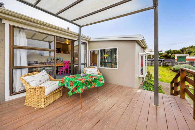 Photo of property in 30 Leicester Street, Patea, 4520